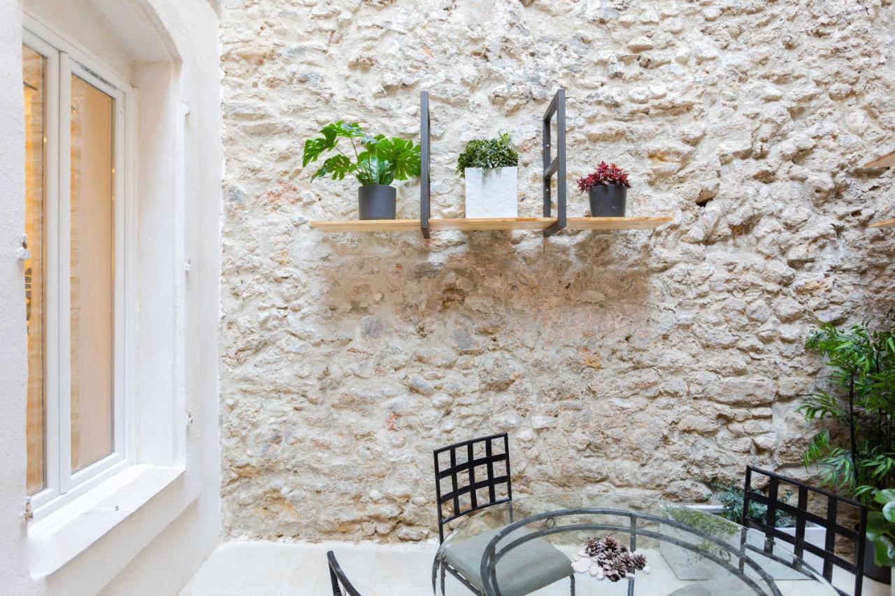Jardin Secret Terrasse Panier Vieux-port Marseille